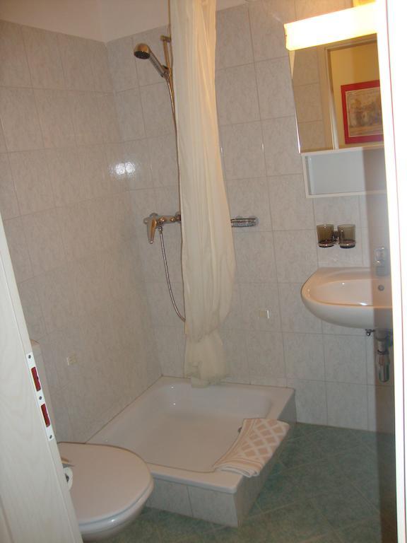 Bed and Breakfast Grotto Bellavista Sant'Abbondio Номер фото